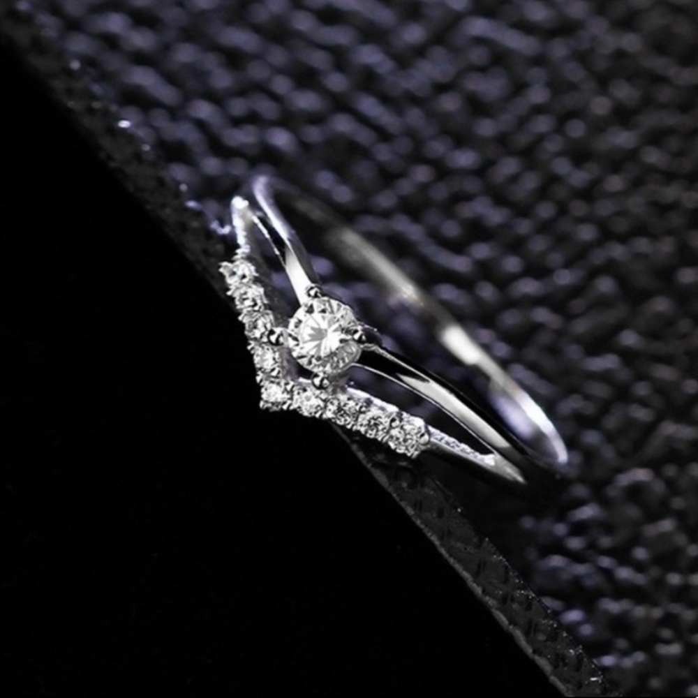 Sterling Silver Ring - Picture 3 of 4